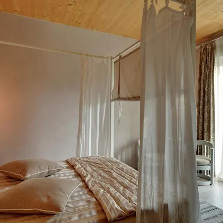 La Rosa Gialla Country house