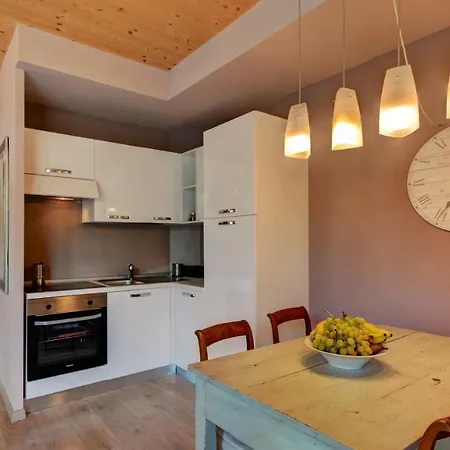 La Rosa Gialla Bio & Barolo