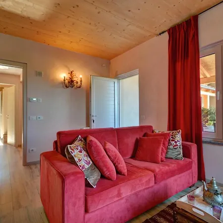 La Rosa Gialla Country house