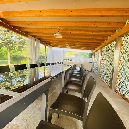 La Rosa Gialla Bio & Kır Evi *