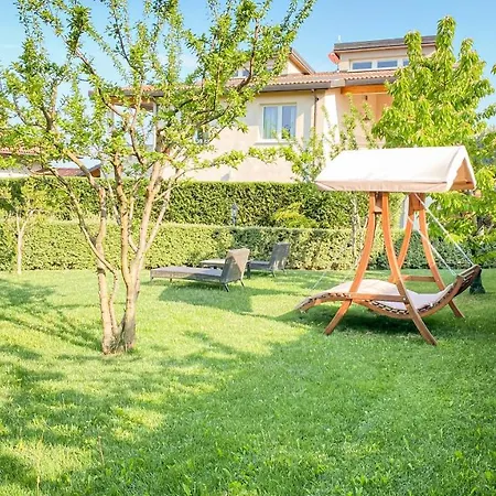 La Rosa Gialla Bio & Kır Evi Barolo