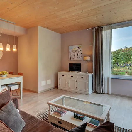 La Rosa Gialla Country house *