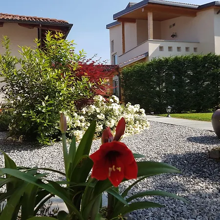 Kır Evi La Rosa Gialla Bio &