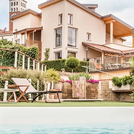 Kır Evi La Rosa Gialla Bio & *