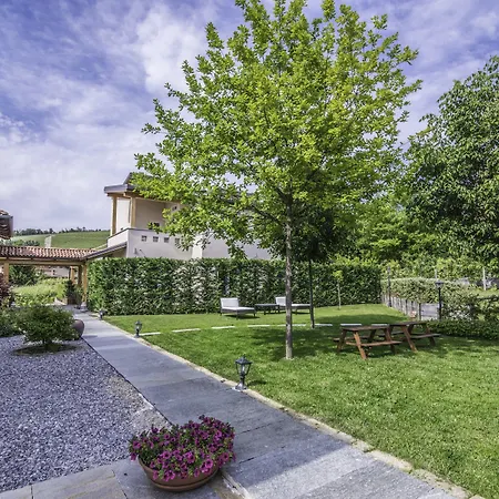 La Rosa Gialla Bio & Kır Evi *