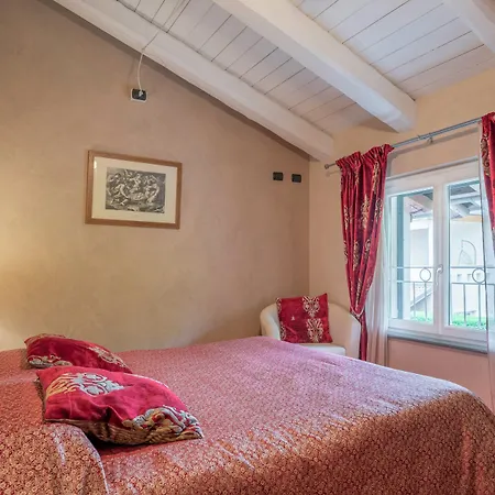 La Rosa Gialla Country house *