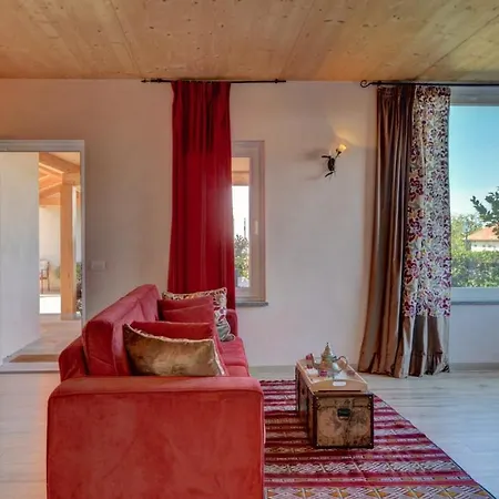 La Rosa Gialla Bio &