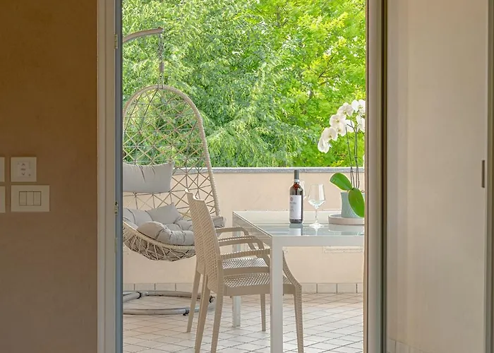 La Rosa Gialla Country house Barolo